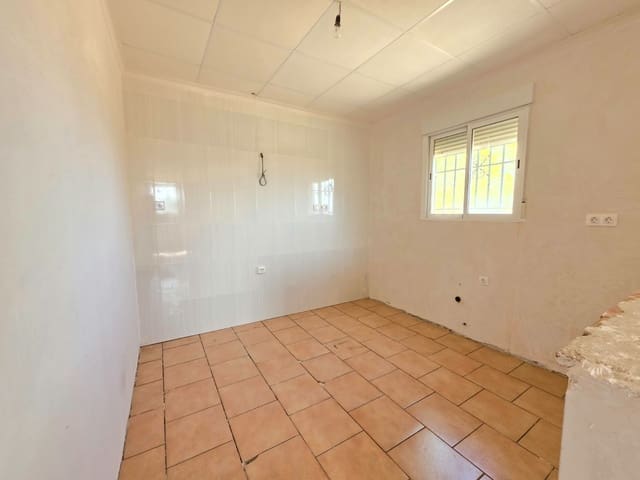 3 soveværelse Finca/Landehus til salg i Jumilla med garage - € 135.995 (Ref: 10133708)