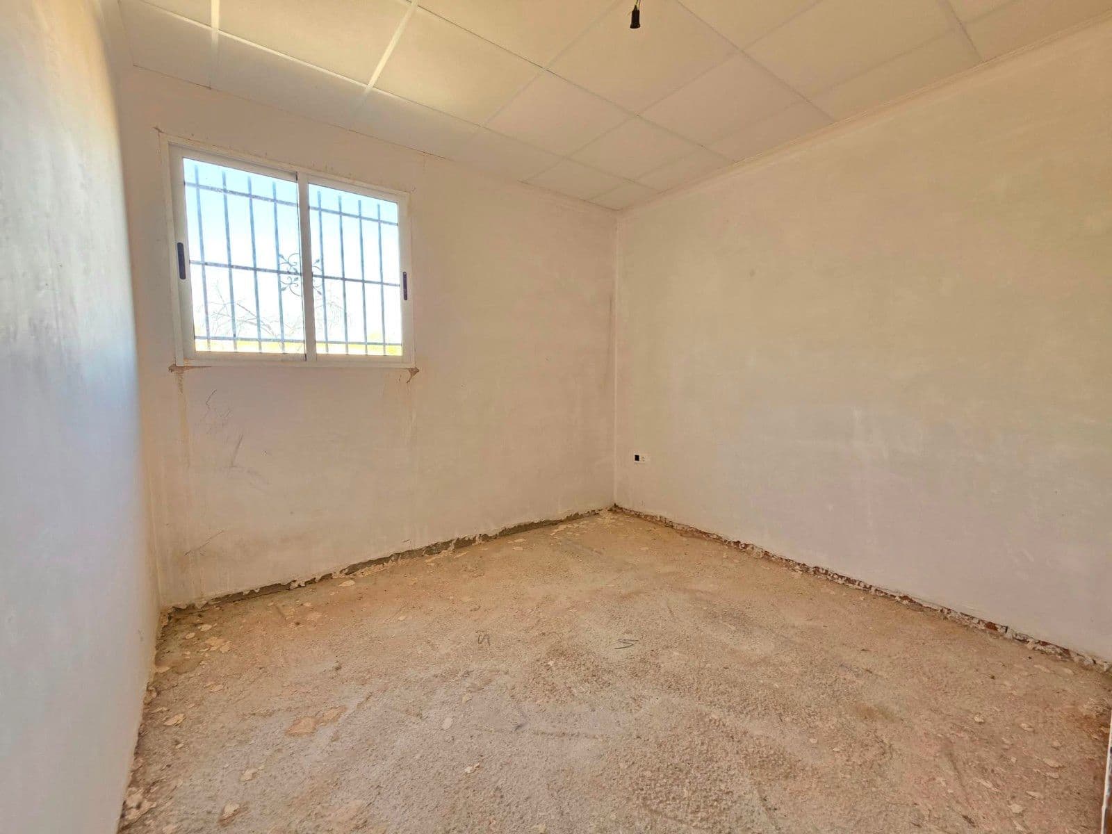 3 bedroom Finca/Country House for sale in Jumilla with garage - € 135,995 (Ref: 10133708)