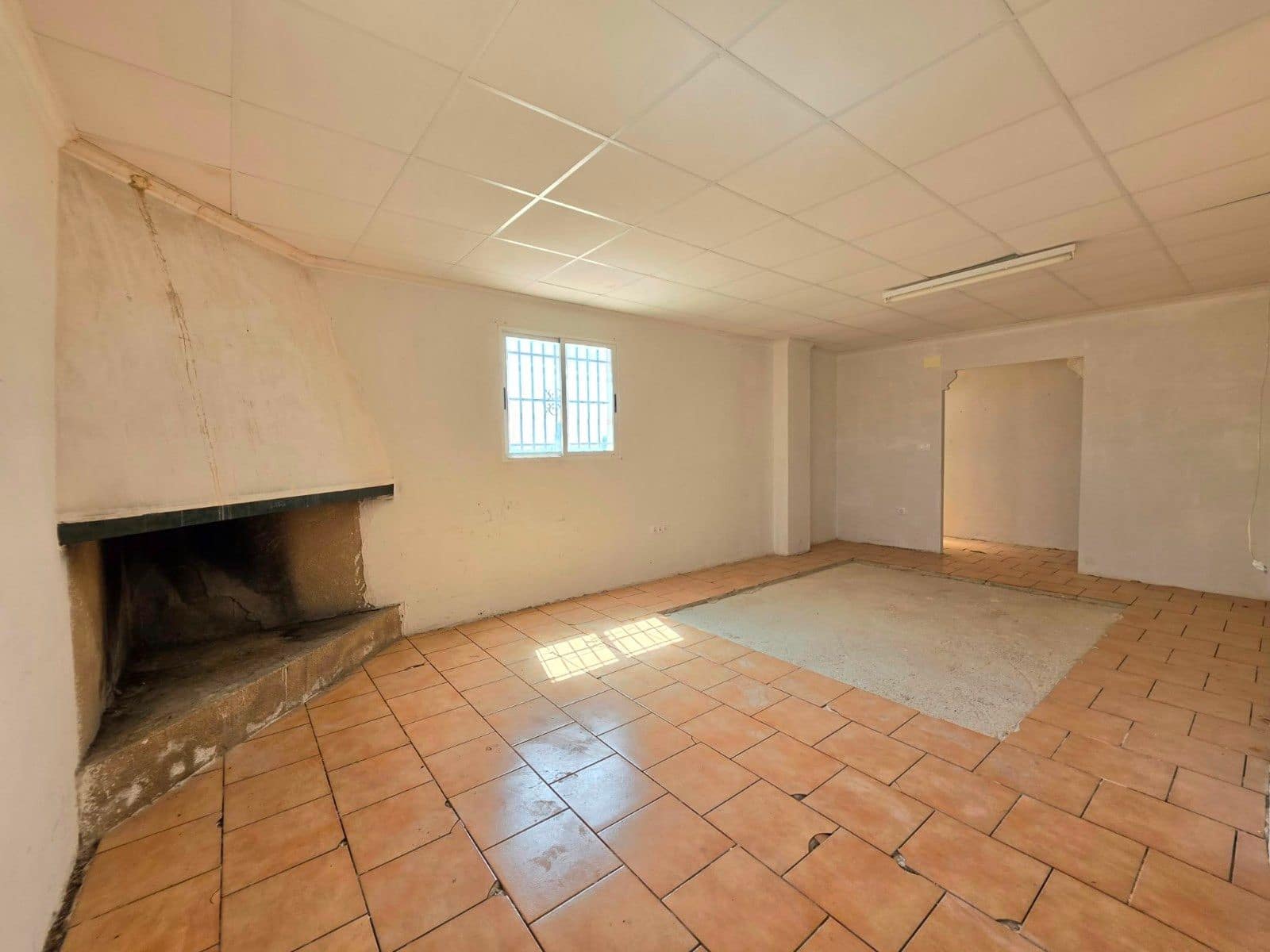 3 bedroom Finca/Country House for sale in Jumilla with garage - € 135,995 (Ref: 10133708)