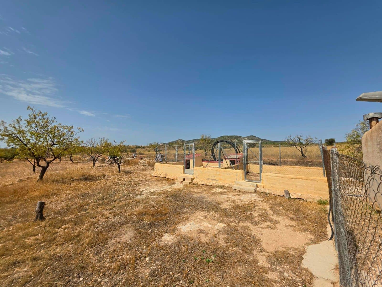 3 bedroom Finca/Country House for sale in Jumilla with garage - € 135,995 (Ref: 10133708)