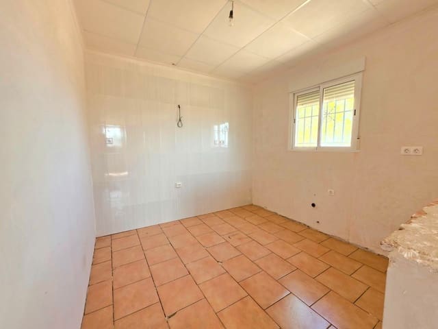 3 soverom Finca/Herregård til salgs i Jumilla med garasje - € 135 995 (Ref: 10133708)