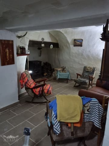 2 slaapkamer Grotwoning te koop in Torre del Rico, Jumilla met garage - € 66.000 (Ref: 10133727)