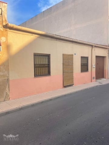 4 chambre Maison de Ville à vendre à Pinoso avec piscine garage - 295 999 € (Ref: 10133729)