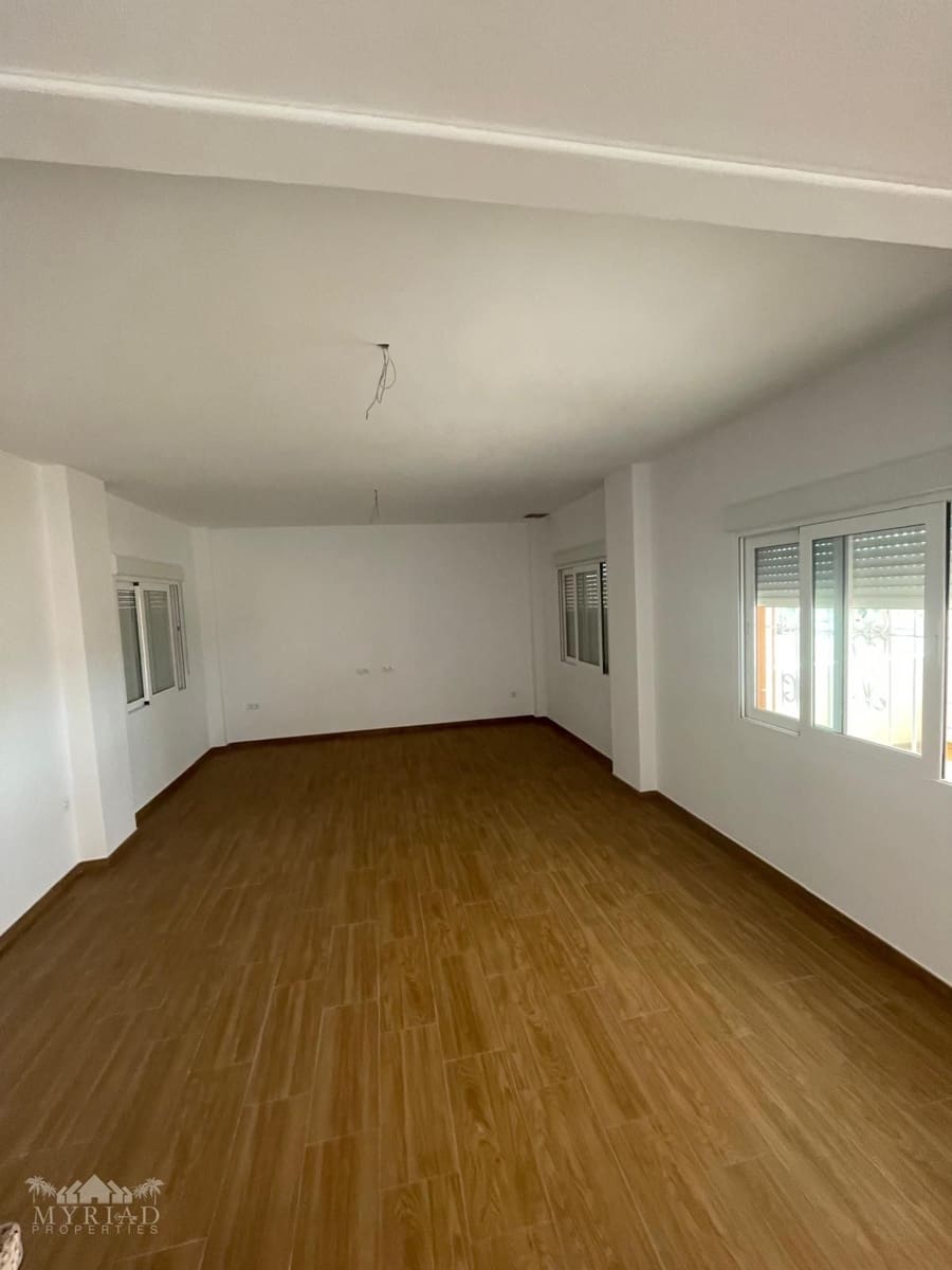 3 bedroom Villa for sale in Macisvenda with pool garage - € 280,000 (Ref: 10133732)