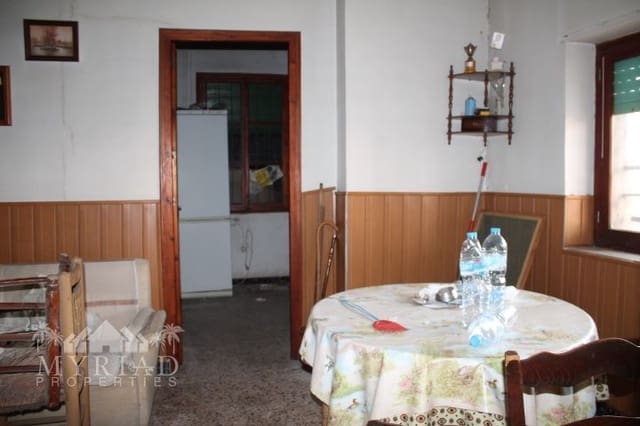 5 soverom Hus til salgs i Pinoso med garasje - € 113 300 (Ref: 10133738)