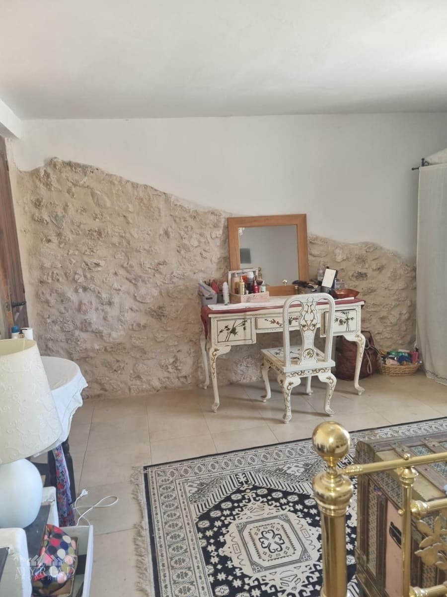 6 bedroom Finca/Country House for sale in Lel with pool - € 370,000 (Ref: 10133743)