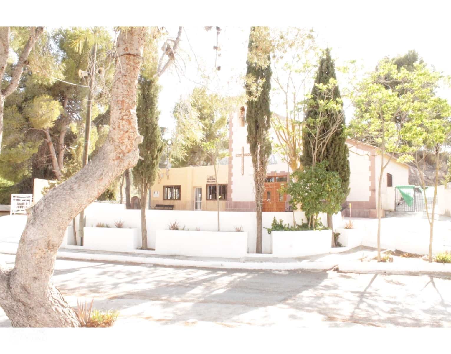 4 bedroom Villa for sale in Fortuna with pool - € 79,995 (Ref: 10133744)