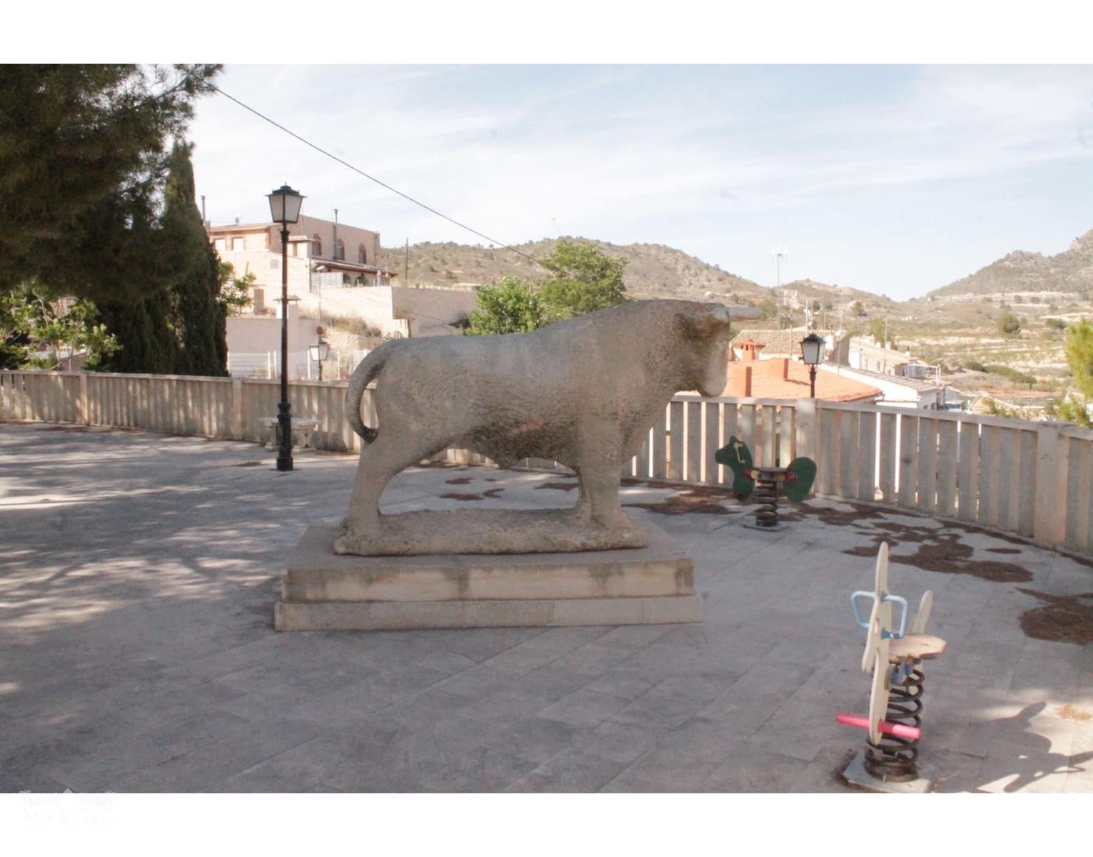 4 bedroom Villa for sale in Fortuna with pool - € 79,995 (Ref: 10133744)