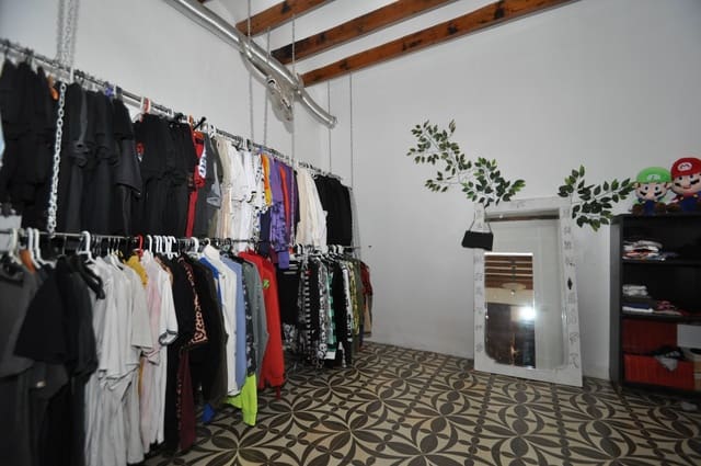 5 camera da letto Finca/Casa di Campagna in vendita in Yecla con garage - 130.000 € (Rif: 10133802)
