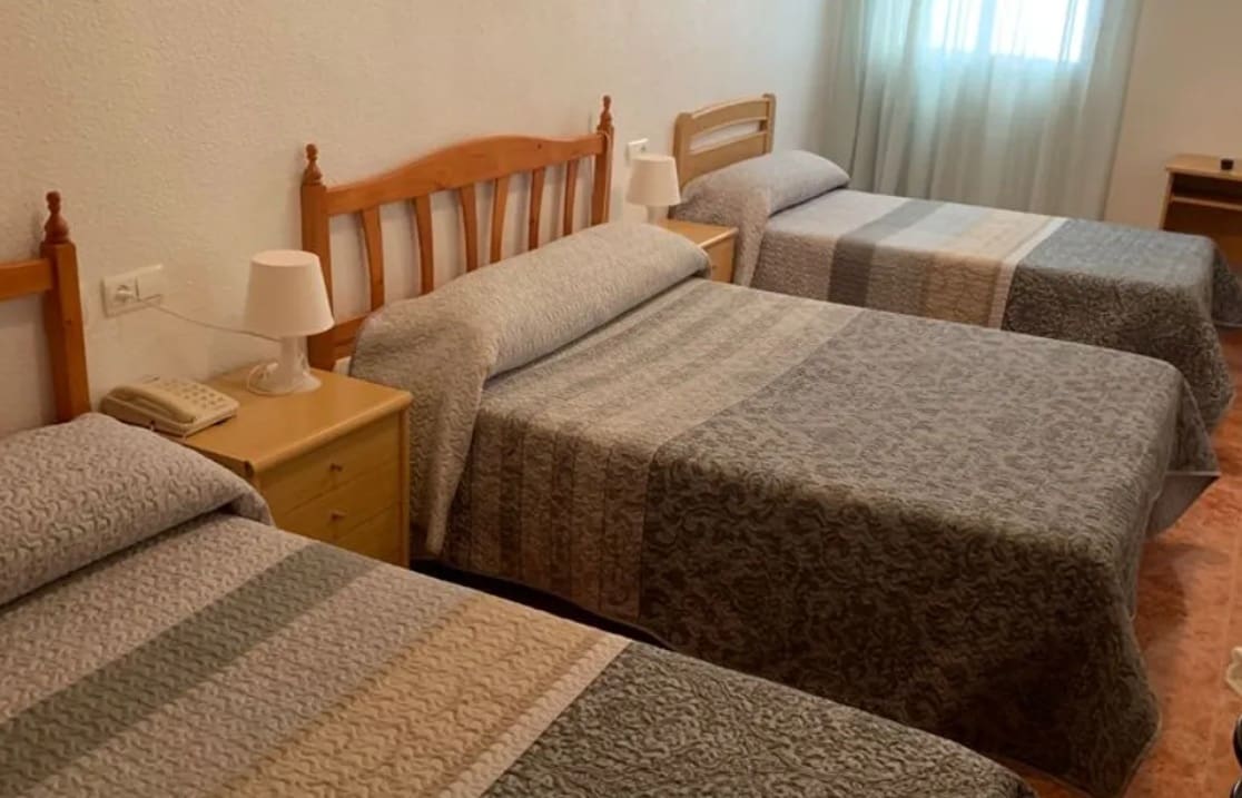 48 sypialnia Komercyjne na sprzedaż w Fortuna z garażem - 450 000 € (Ref: 10133808)