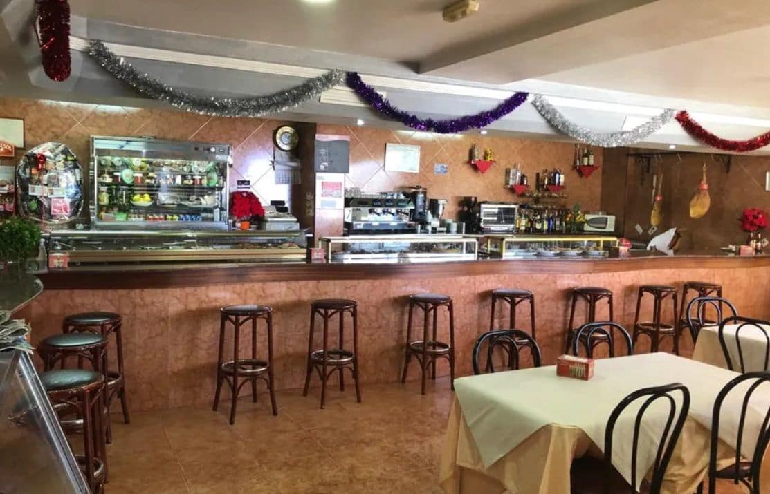 48 bedroom Commercial for sale in Fortuna with garage - € 450,000 (Ref: 10133808)