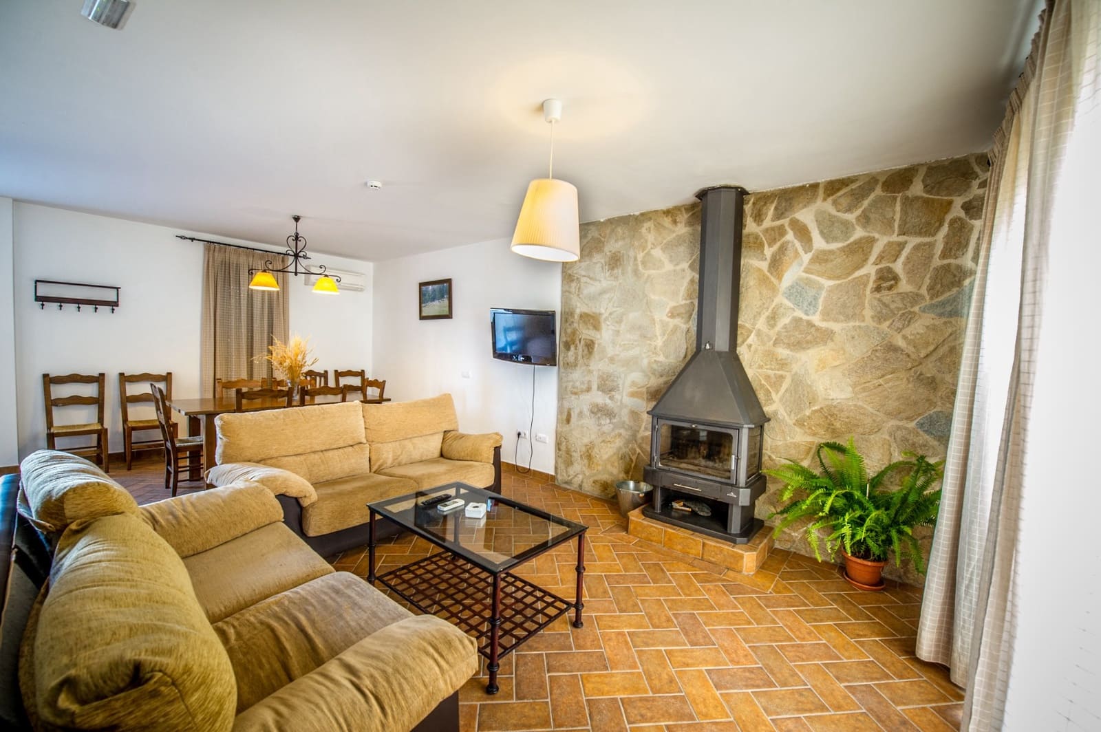 35 camera da letto Commerciale in vendita in Cardena con piscina - 1.200.000 € (Rif: 10133809)