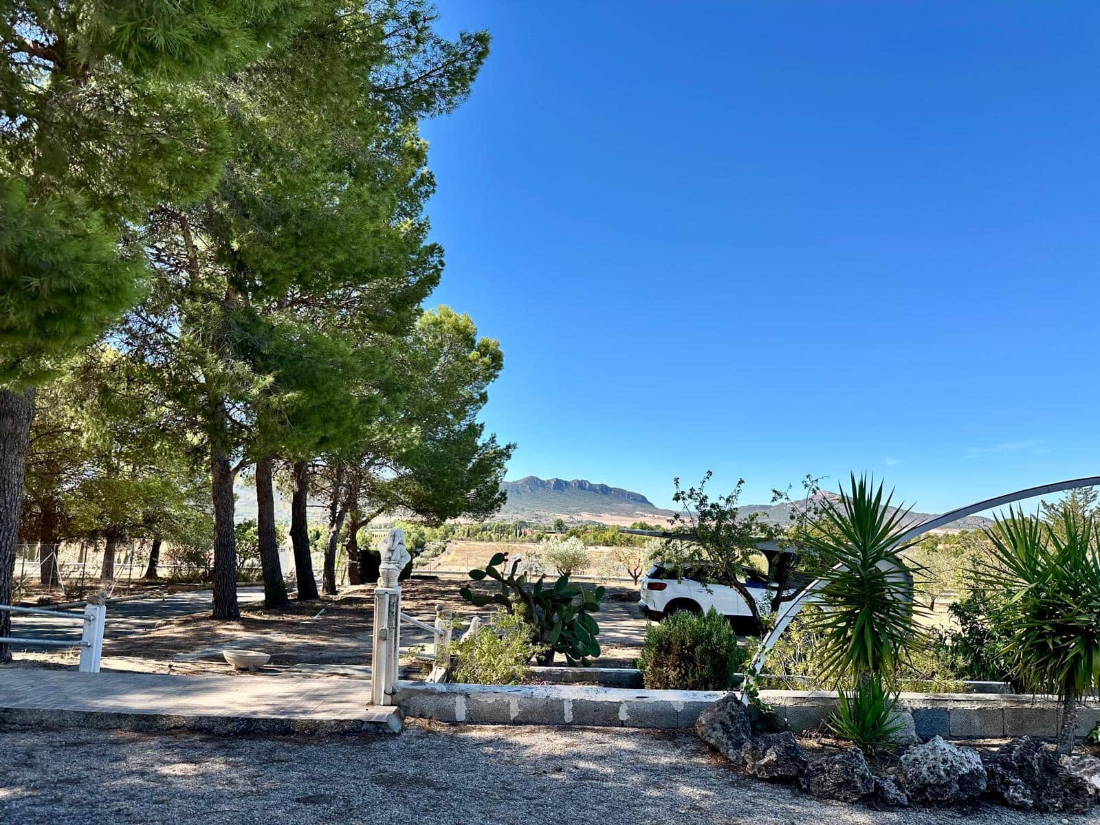 5 sovrum Villa till salu i Yecla med pool garage - 360 000 € (Ref: 10136400)