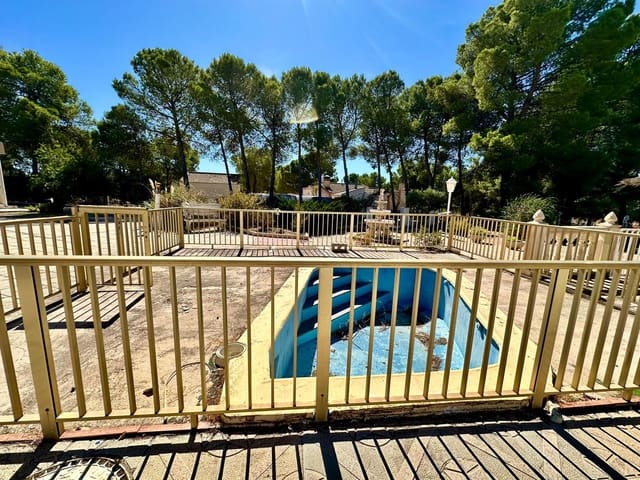 5 Zimmer Villa zu verkaufen in Yecla mit Pool Garage - 360.000 € (Ref: 10136400)
