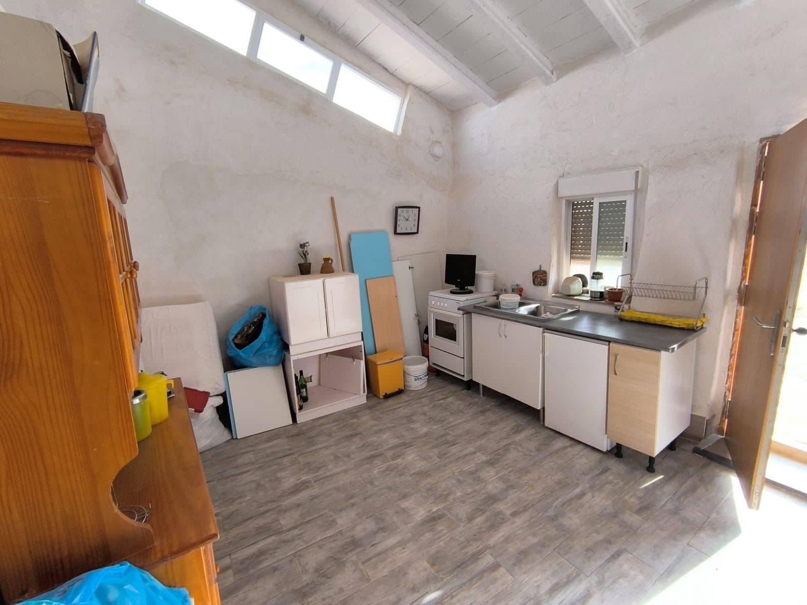 2 bedroom Finca/Country House for sale in Yecla with garage - € 49,000 (Ref: 10138842)
