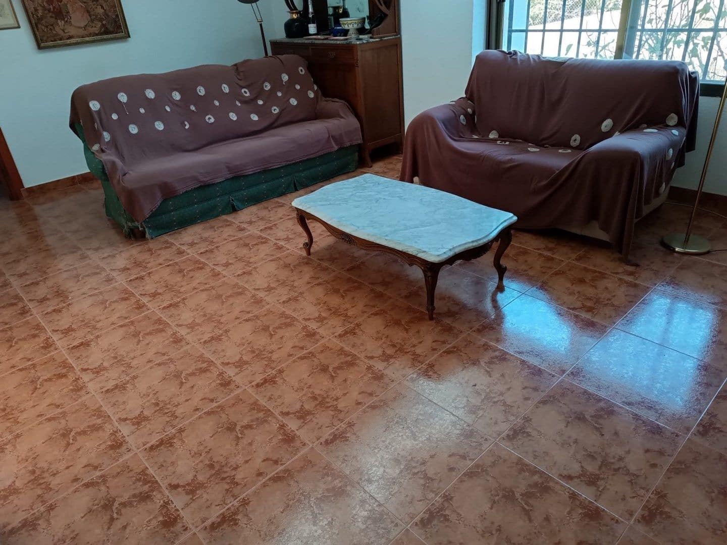 5 bedroom Villa for sale in Yecla with garage - € 249,000 (Ref: 10145379)
