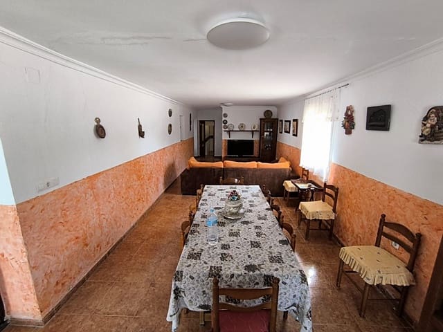 7 Zimmer Finca/Landgut zu verkaufen in Villena mit Pool Garage - 290.000 € (Ref: 10158858)