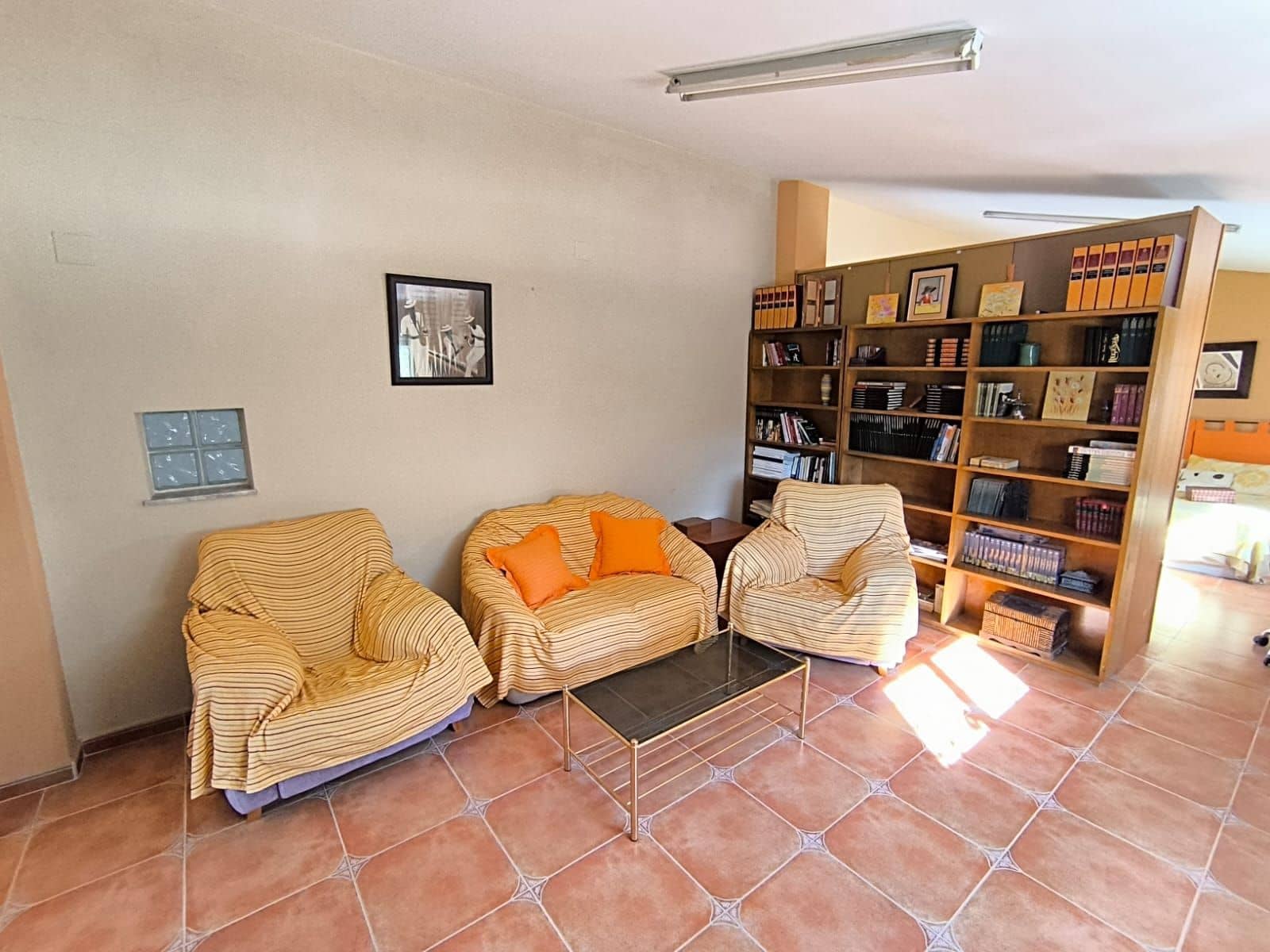 7 soverom Finca/Herregård til salgs i Villena med svømmebasseng garasje - € 290 000 (Ref: 10158858)