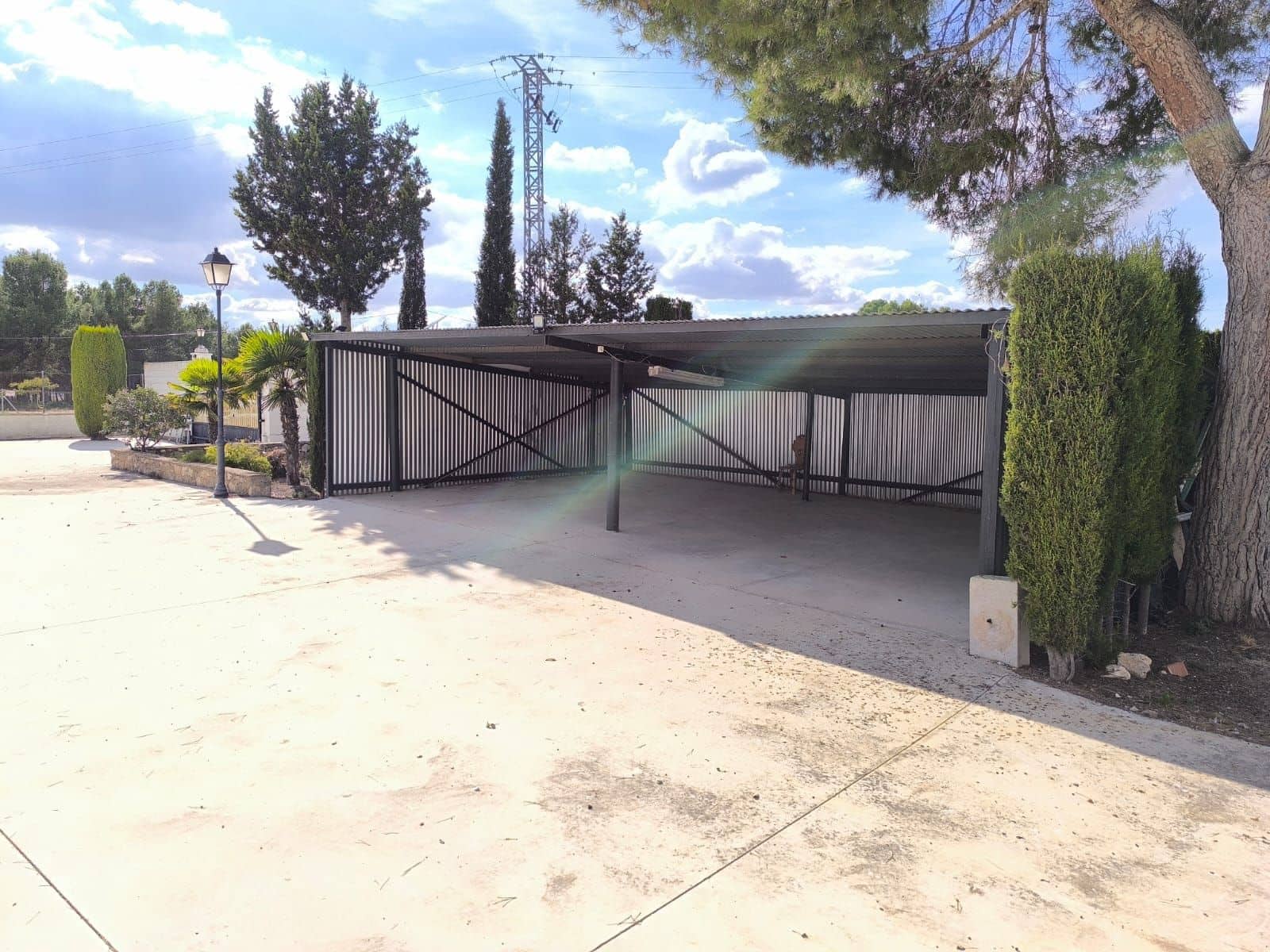7 soverom Finca/Herregård til salgs i Villena med svømmebasseng garasje - € 290 000 (Ref: 10158858)