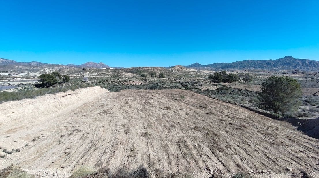 Undeveloped Land for sale in Mahoya - € 29,900 (Ref: 10159930)