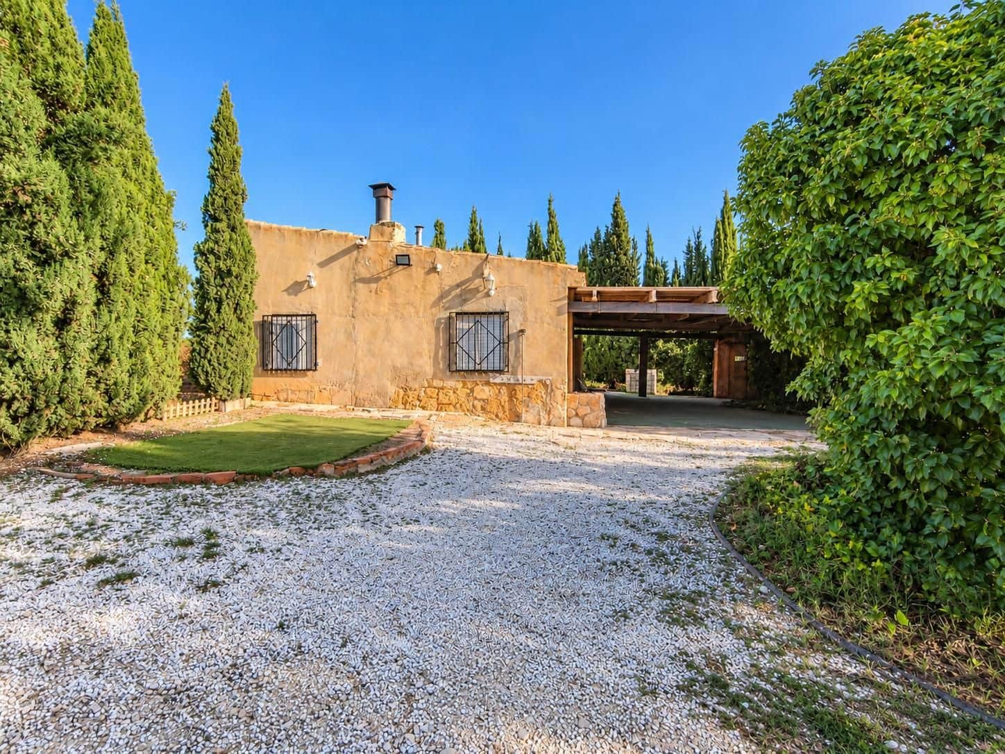 4 soveværelse Finca/Landehus til salg i Pinoso - € 149.995 (Ref: 10160231)
