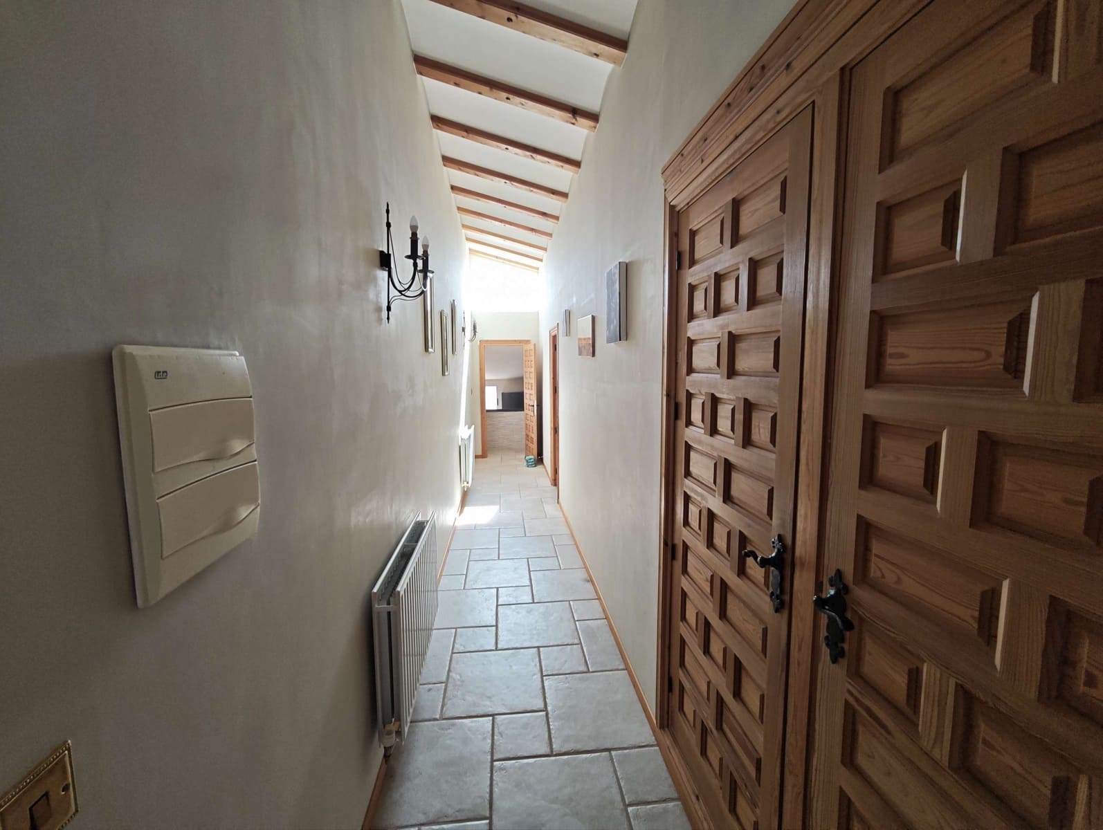 4 soveværelse Finca/Landehus til salg i Caudete med swimmingpool garage - € 375.000 (Ref: 10162214)
