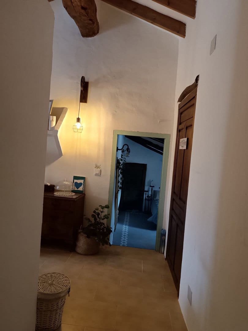 5 bedroom Finca/Country House for sale in Yecla with pool - € 249,000 (Ref: 10162215)