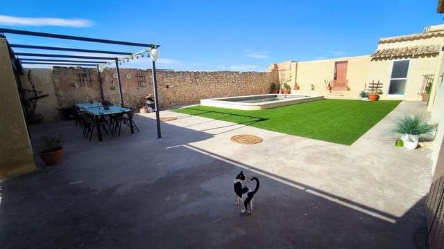 5 quarto Quinta/Casa Rural para venda em Yecla com piscina garagem - 249 000 € (Ref: 10162475)
