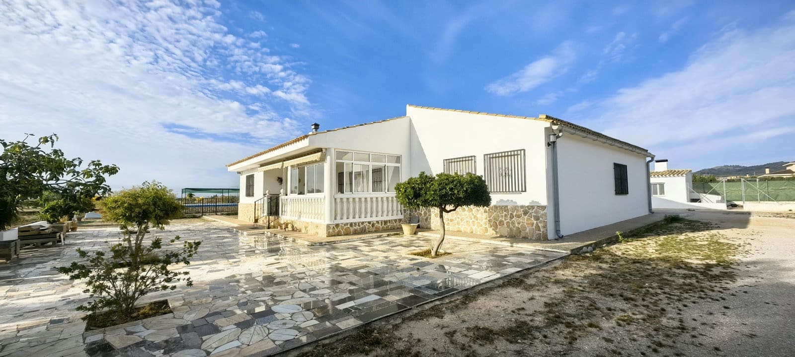 6 soveværelse Finca/Landehus til salg i Yecla med swimmingpool garage - € 259.000 (Ref: 10164799)