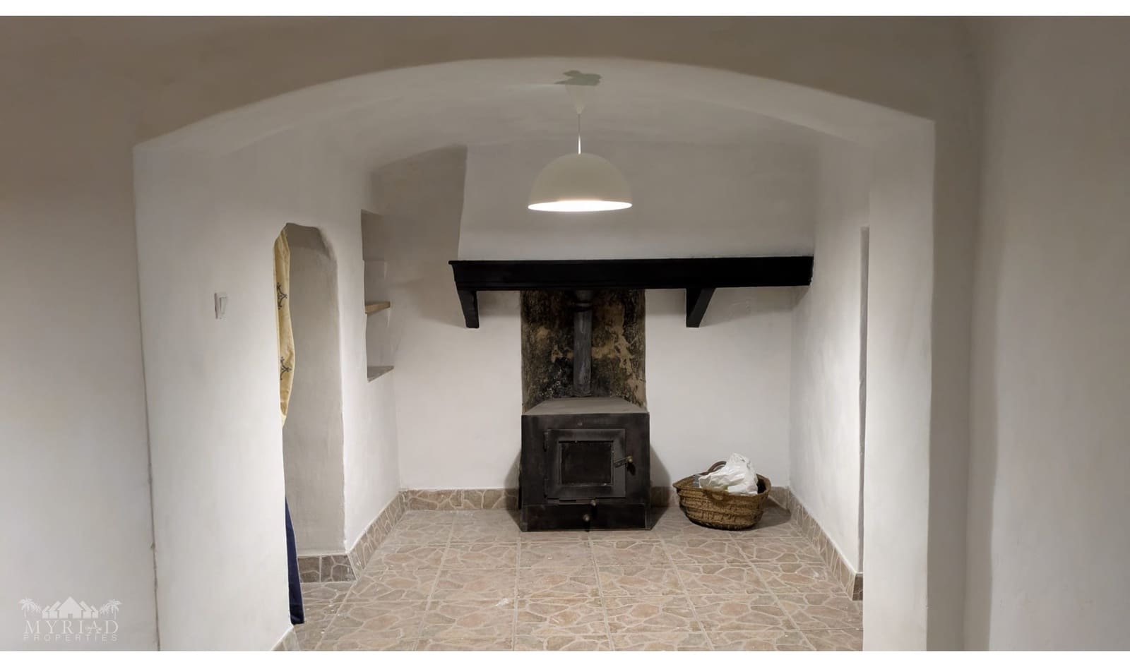 4 soverom Grottehus til salgs i L'Alguena / Alguenya med svømmebasseng - € 120 000 (Ref: 10166310)