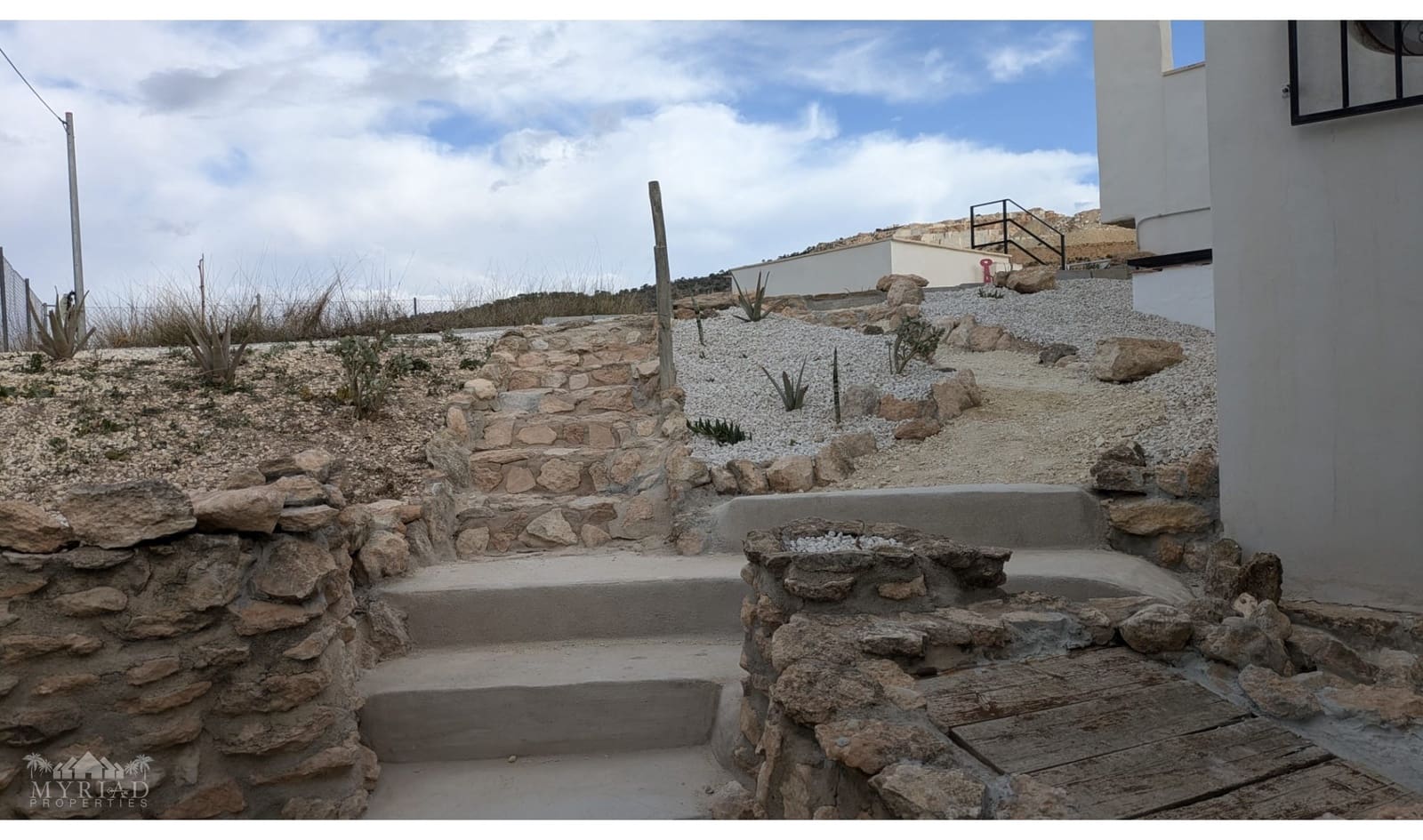 4 soverom Grottehus til salgs i L'Alguena / Alguenya med svømmebasseng - € 120 000 (Ref: 10166310)