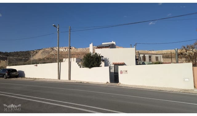4 soverom Grottehus til salgs i L'Algueña / Alguenya med svømmebasseng - € 120 000 (Ref: 10166310)