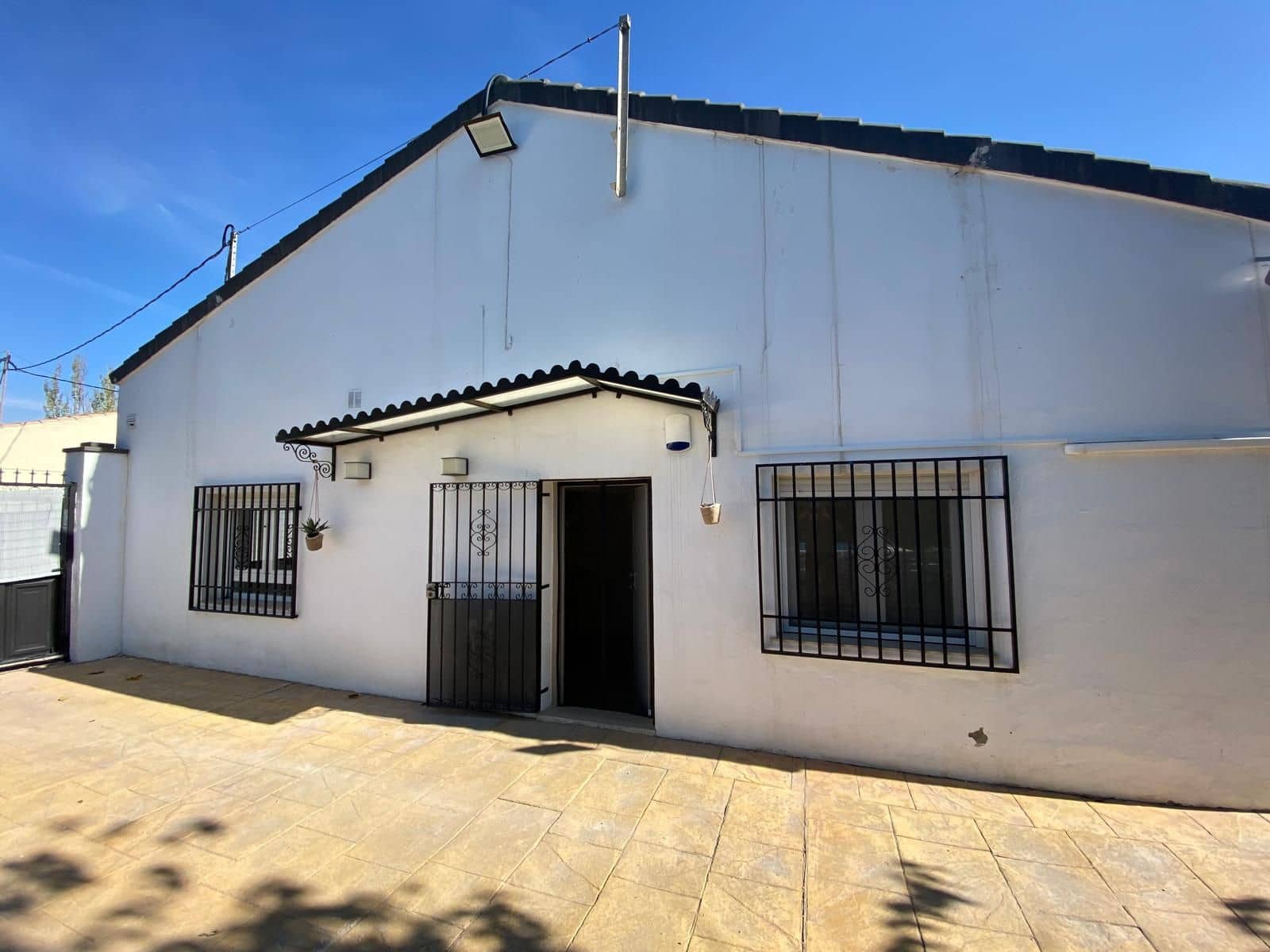 5 bedroom Villa for sale in Villena with pool garage - € 368,000 (Ref: 10172915)
