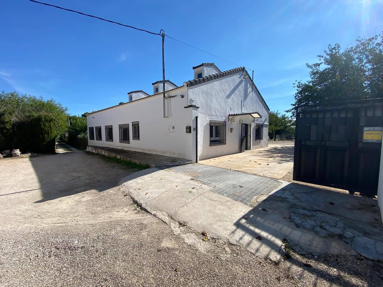 5 bedroom Villa for sale in Villena with pool garage - € 368,000 (Ref: 10172915)