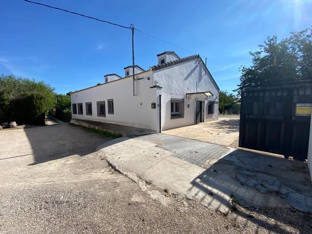 5 soveværelse Villa til salg i Villena med swimmingpool garage - € 368.000 (Ref: 10172915)