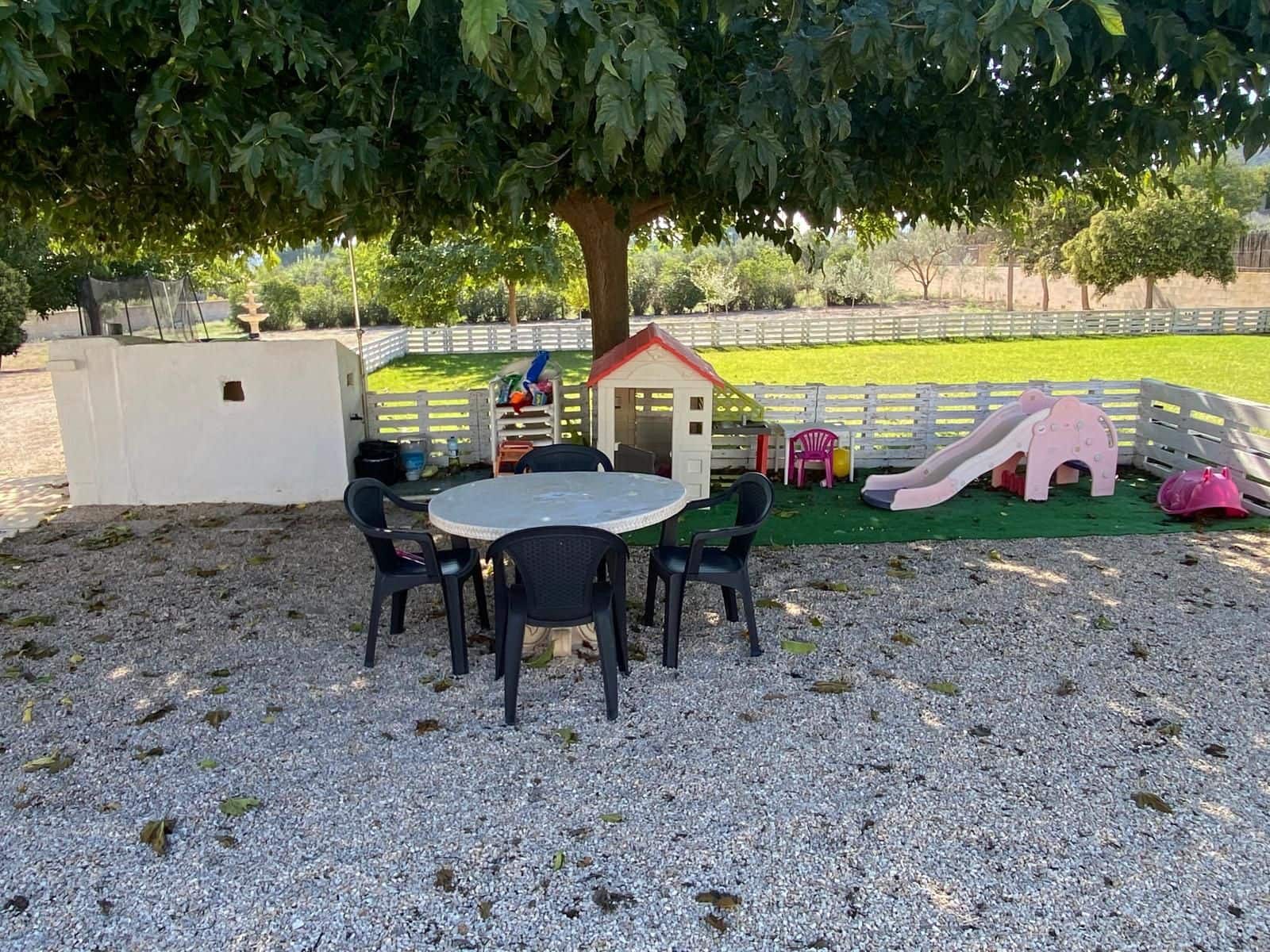 5 bedroom Villa for sale in Villena with pool garage - € 368,000 (Ref: 10172915)