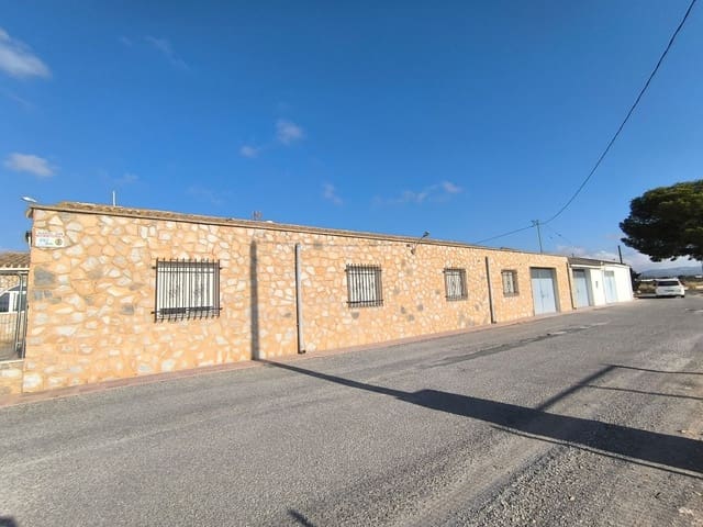 4 sovrum Finca/Hus på landet till salu i Yecla med pool garage - 239 995 € (Ref: 10181626)
