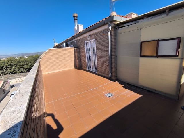 8 Zimmer Haus zu verkaufen in Villena mit Garage - 289.000 € (Ref: 10182199)