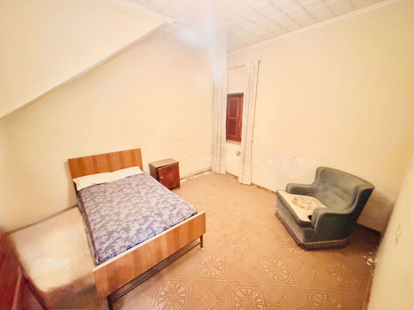 10 Zimmer Haus zu verkaufen in Pinoso mit Garage - 350.000 € (Ref: 10183225)