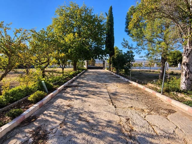 4 slaapkamer Villa te koop in Salinas met zwembad garage - € 299.000 (Ref: 10184042)