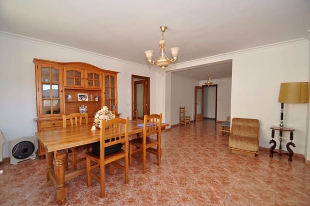 3 soverom Hus til salgs i Ibi med garasje - € 265 000 (Ref: 3174357)