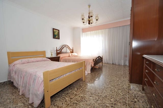 3 chambre Maison de Ville à vendre à Ibi avec garage - 265 000 € (Ref: 3174357)
