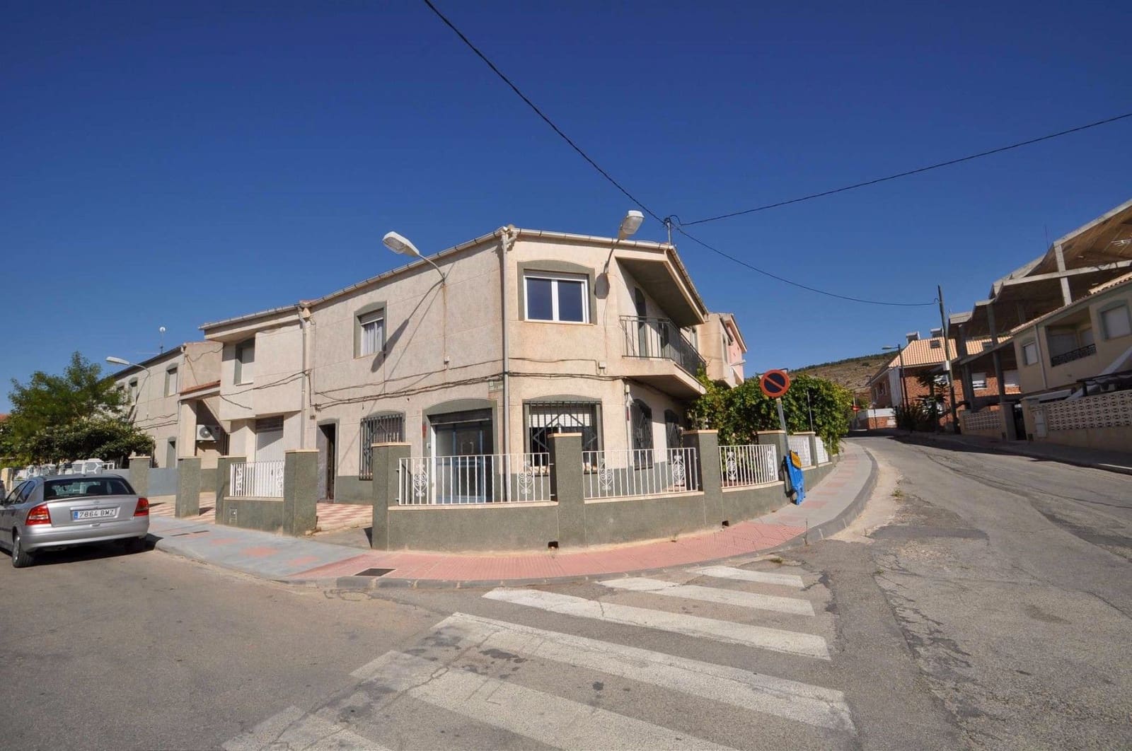 3 bedroom Townhouse for sale in Ibi with garage - € 265,000 (Ref: 3174357)
