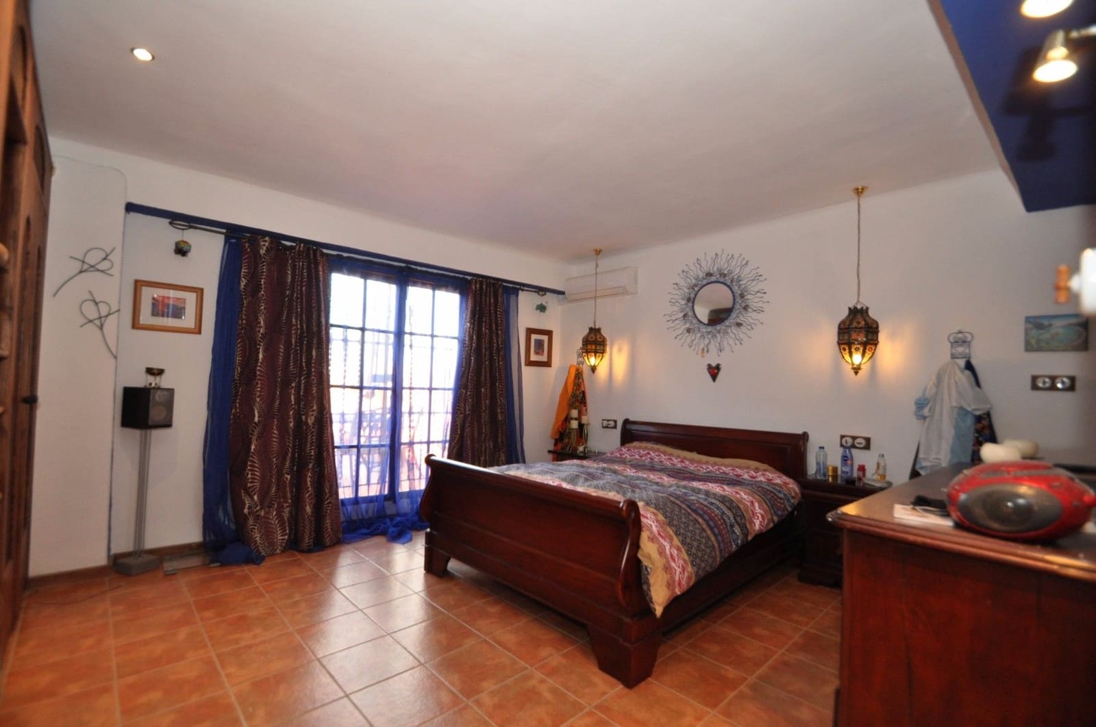 3 bedroom Commercial for sale in Pinoso with garage - € 349,000 (Ref: 3203489)