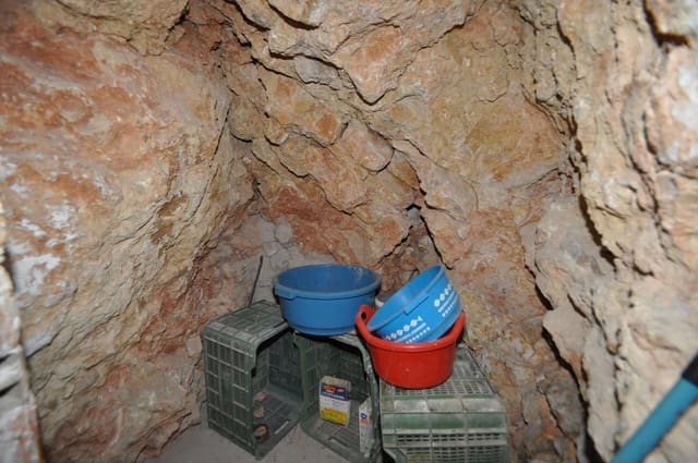3 chambre Maison Troglodyte à vendre à La Zarza, Jumilla avec garage - 85 000 € (Ref: 3339731)