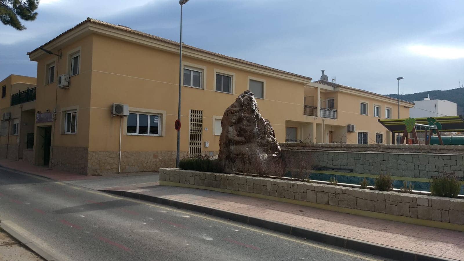 Casa de 3 habitaciones en Pinoso en venta - 149.999 € (Ref: 4401486)