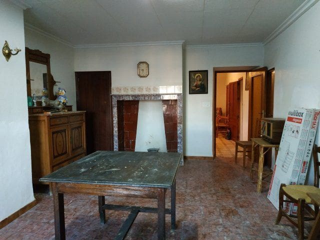 5 soveværelse Byhus til salg i Pinoso - € 86.000 (Ref: 6997331)