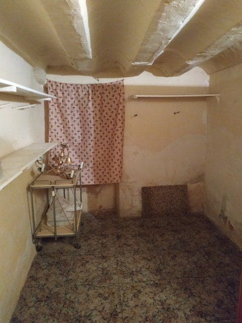 5 soveværelse Byhus til salg i Pinoso - € 86.000 (Ref: 6997331)