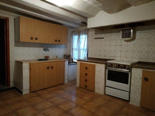 5 soveværelse Byhus til salg i Pinoso - € 86.000 (Ref: 6997331)