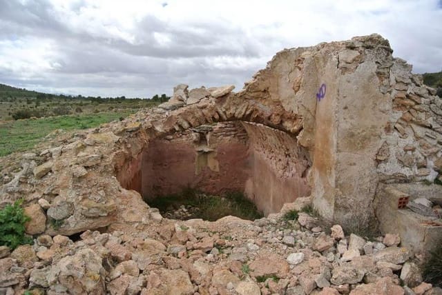 Terre non Aménagée à vendre à Yecla - 3 000 000 € (Ref: 7247232)